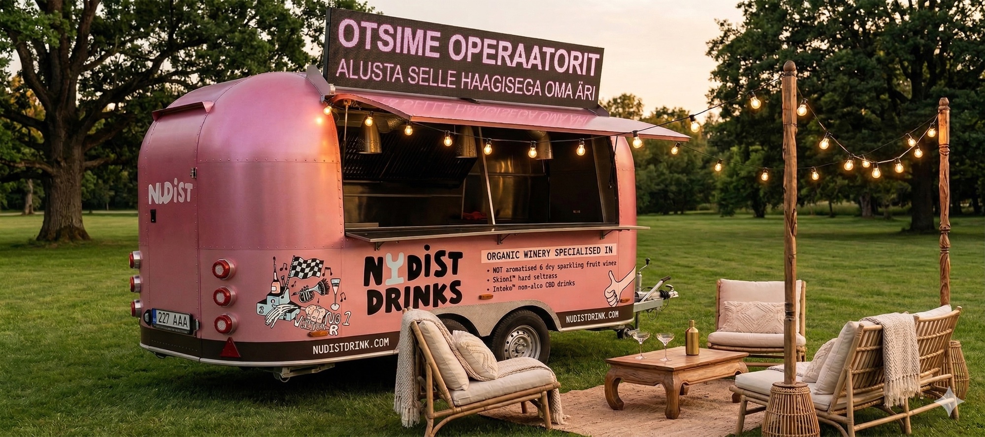 Nudist Drinks roosa haagis — hakka operaatoriks